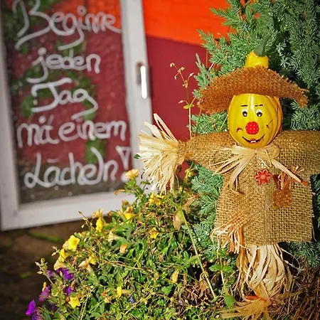 Loewenhof 2*