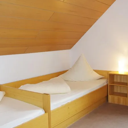 Hotel Loewenhof 2*